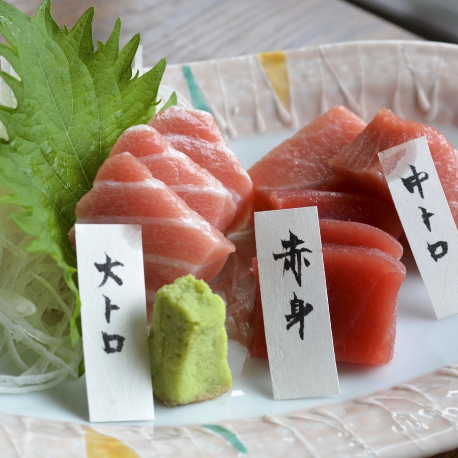 ご夕食にお勧めの「地酒」は日本海の魚と酒のマリアージュをお愉しみいただけます。