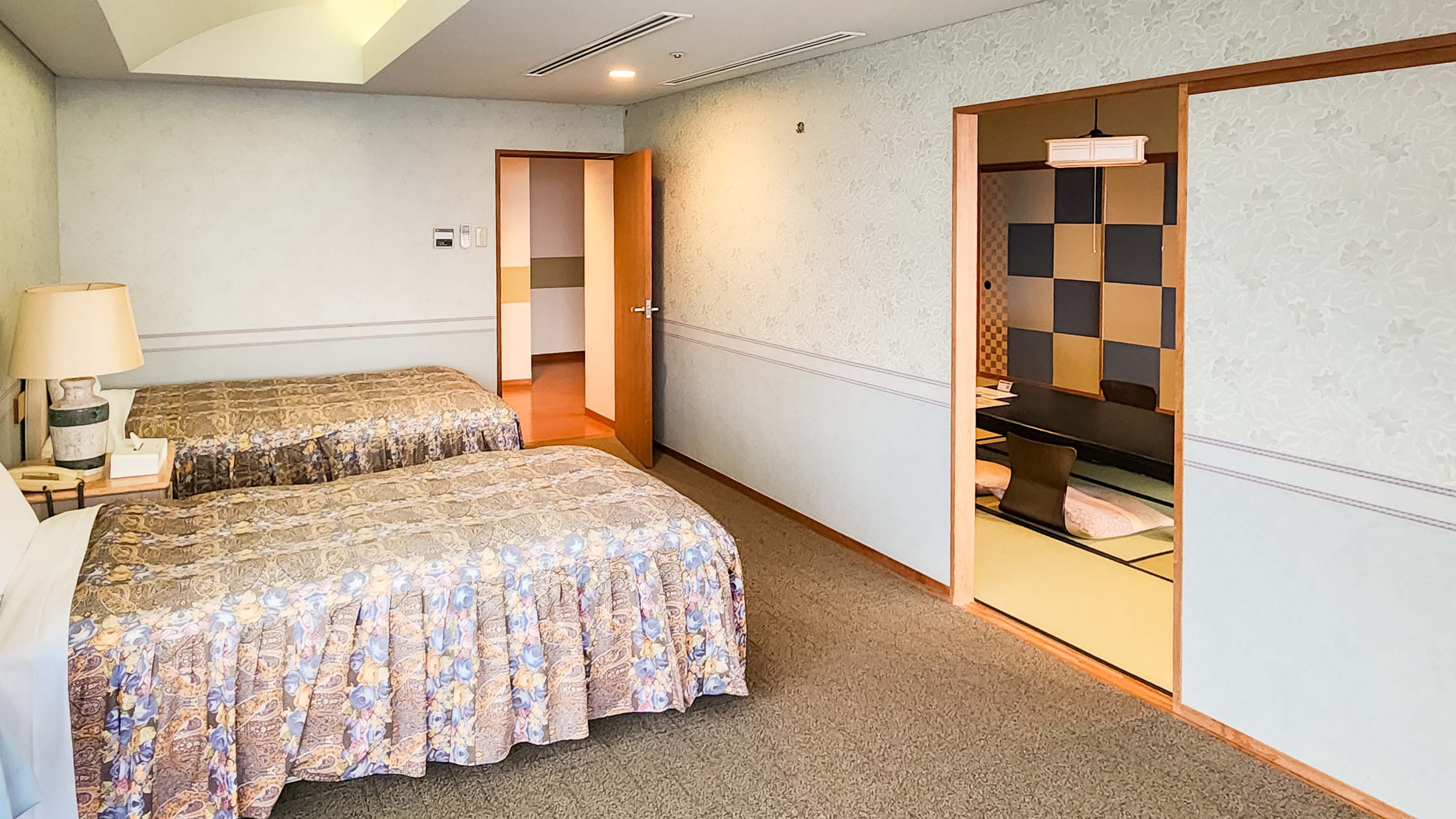 和洋室ツインベッド