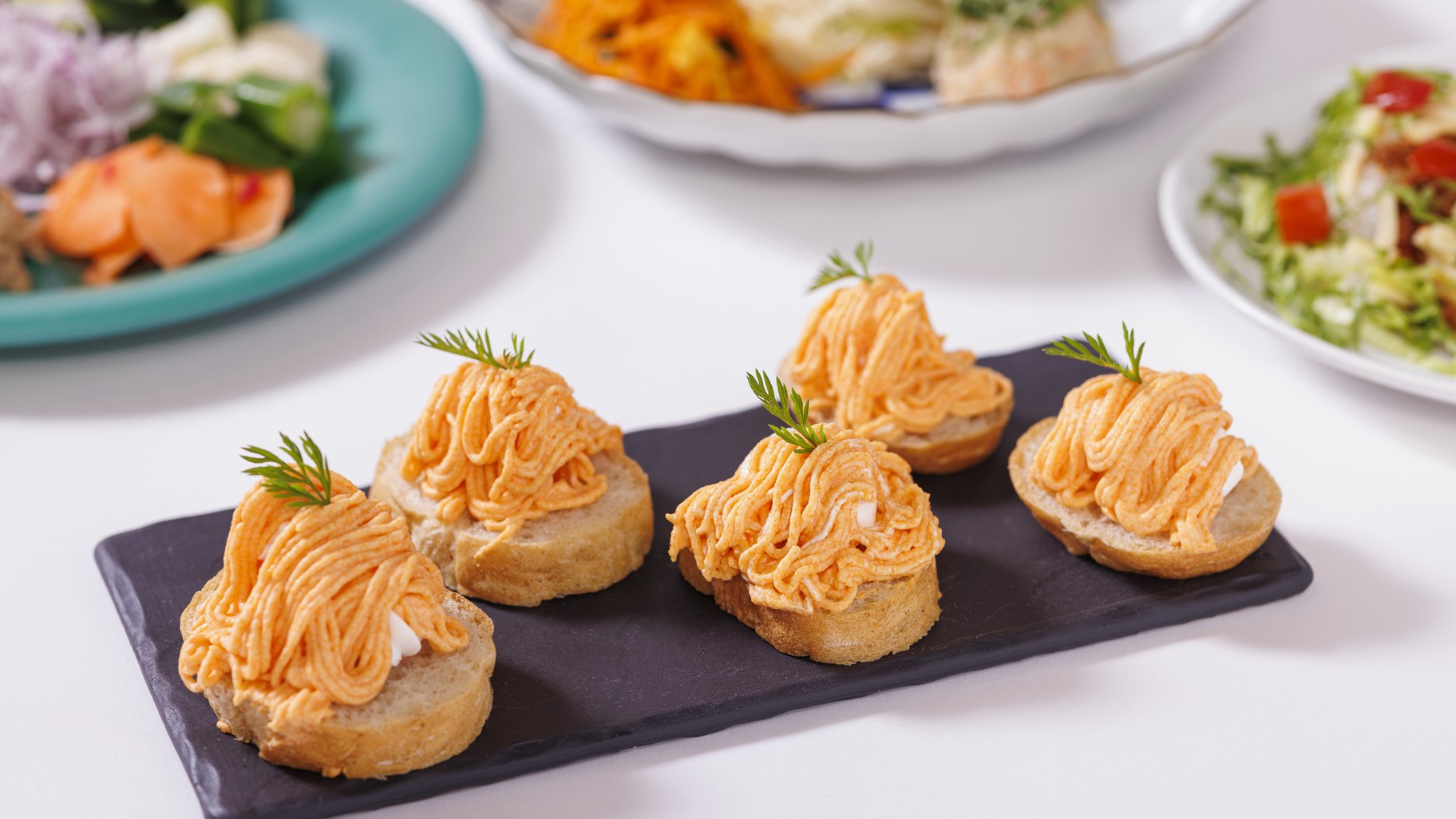 【朝食】毎月変わる『世界の朝ごはん』で、驚きと美味しさを味わってください。