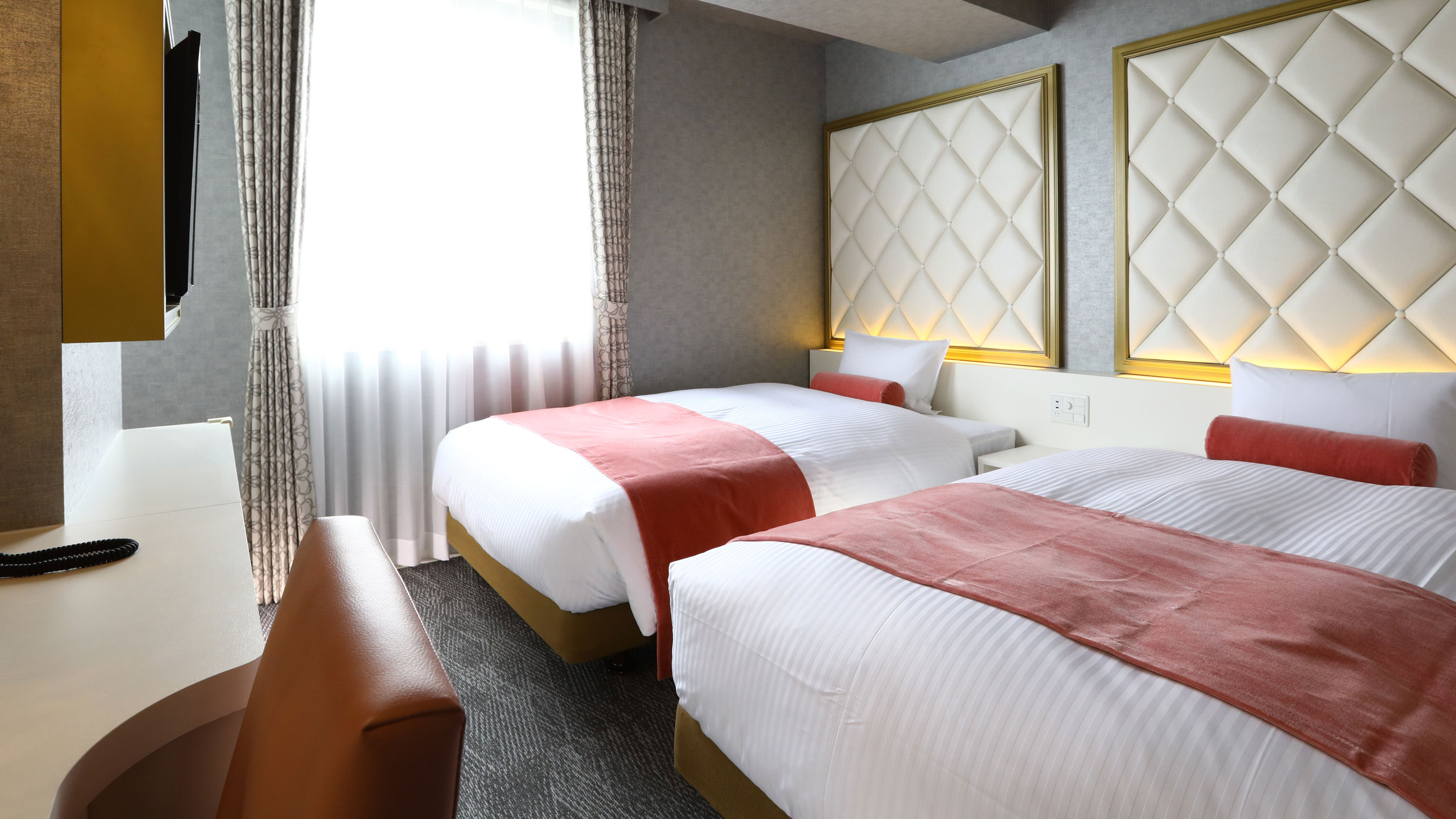 【客室】ReFa設置ツインルーム（デイジーデザイン）