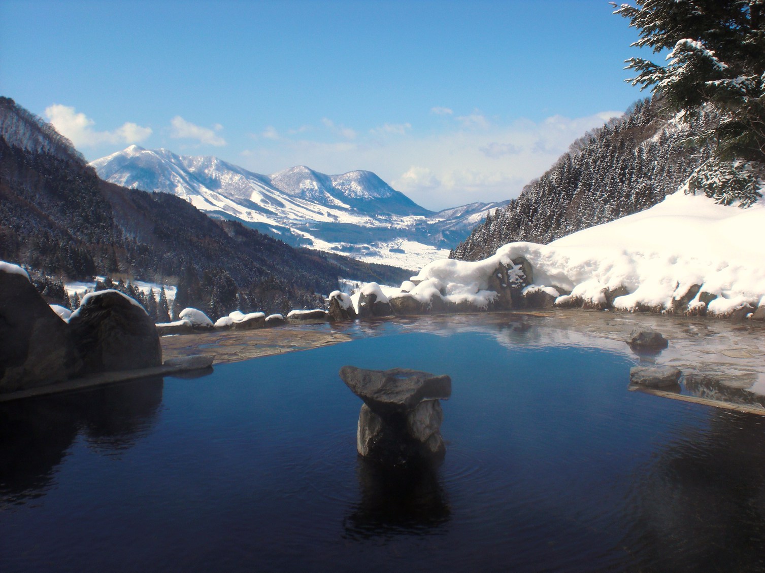 Maguse Onsen Nashinokiso Maguse Onsen Nashinokiso is a popular choice amongst travelers in Nagano, whether exploring or just passing through. The property has everything you need for a comfortable stay. Free Wi-Fi in all room