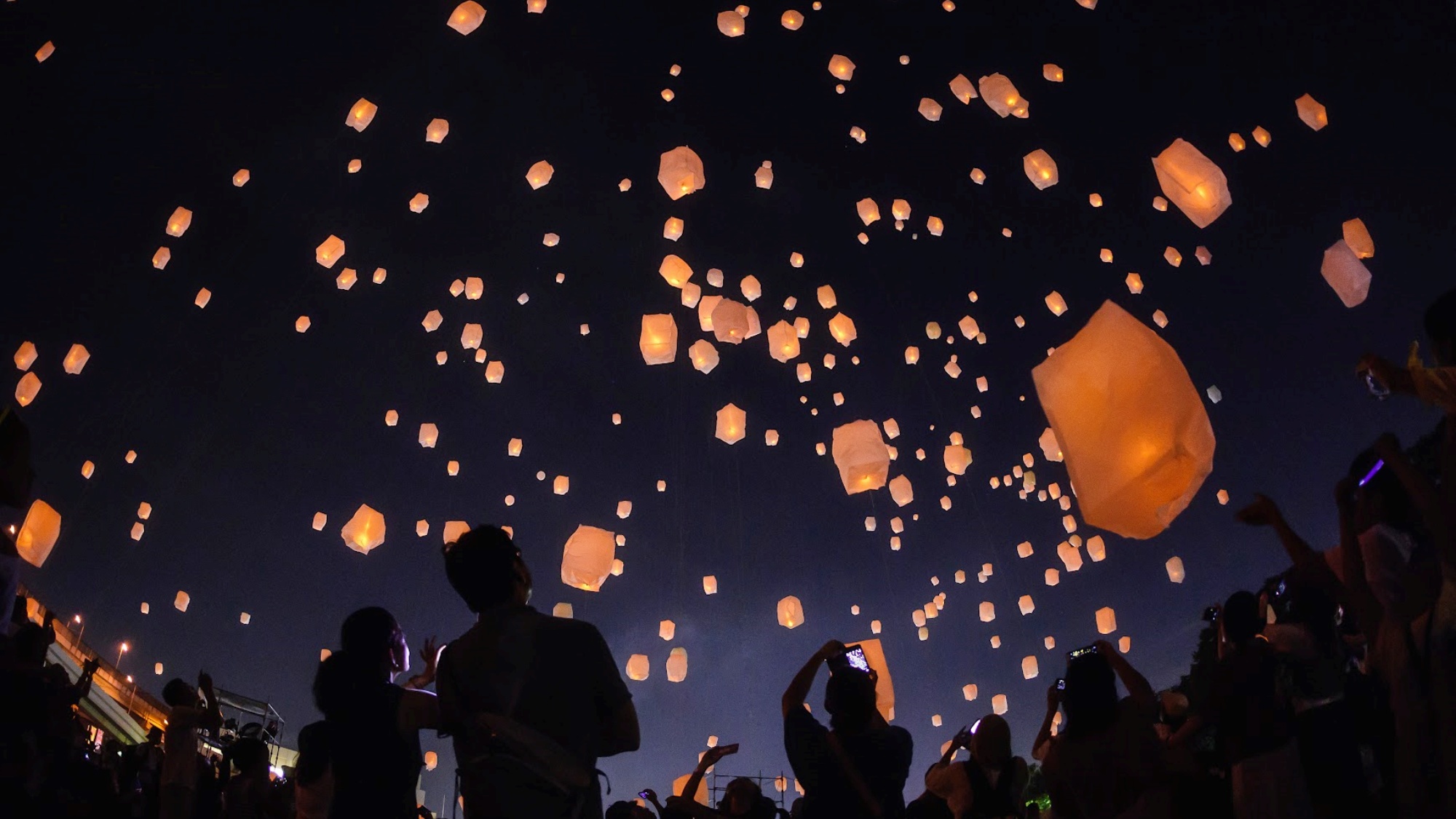 2024ハロウィンランタンを飛ばそう開催