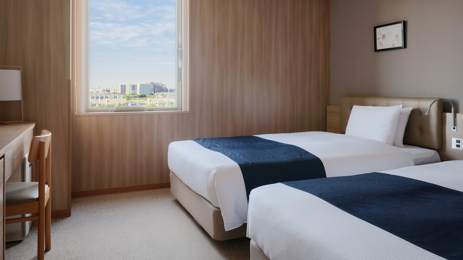 テ？ラックスツイン