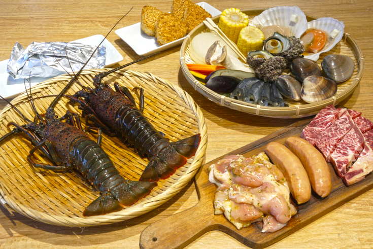 豪華夕食BBQ伊勢海老コース