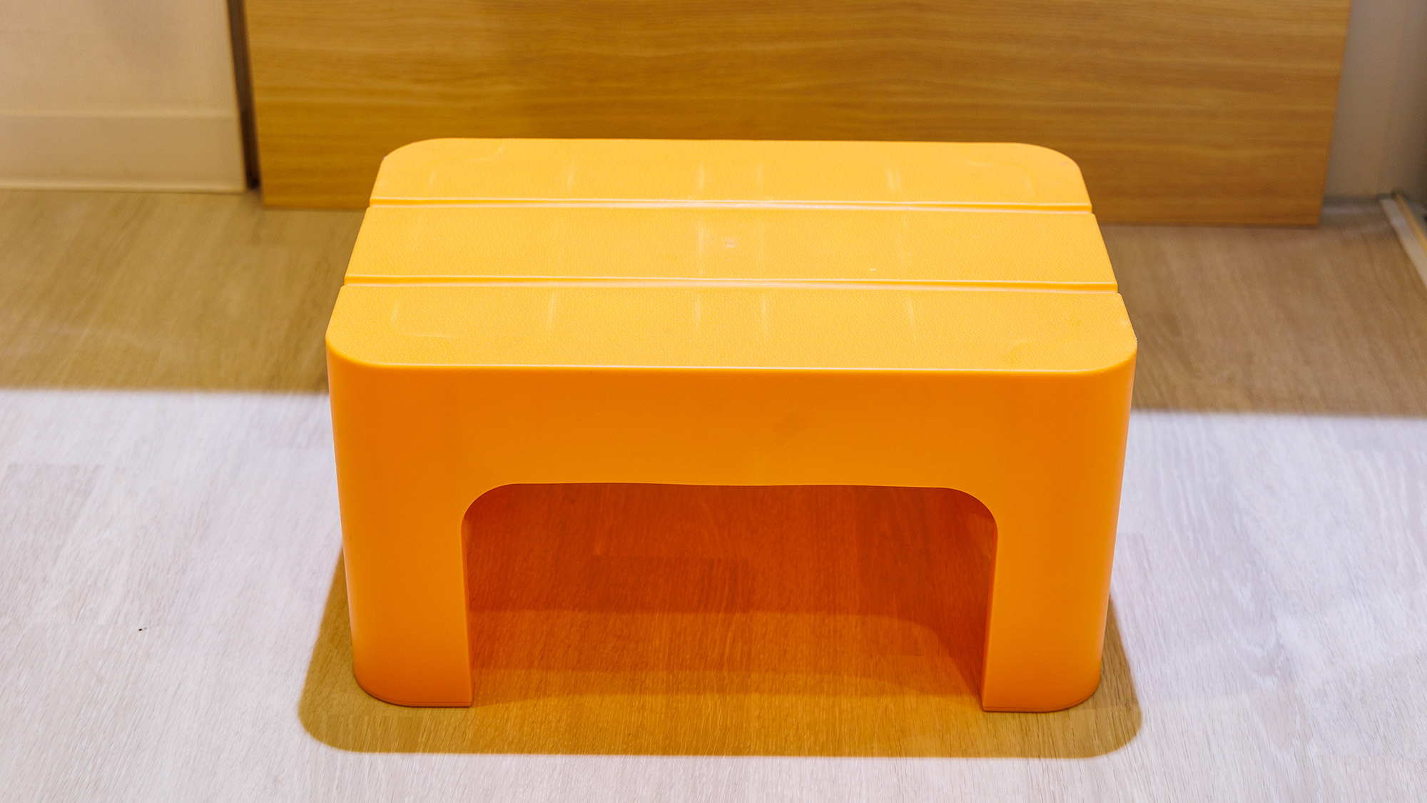 【備品】お子さま用踏み台