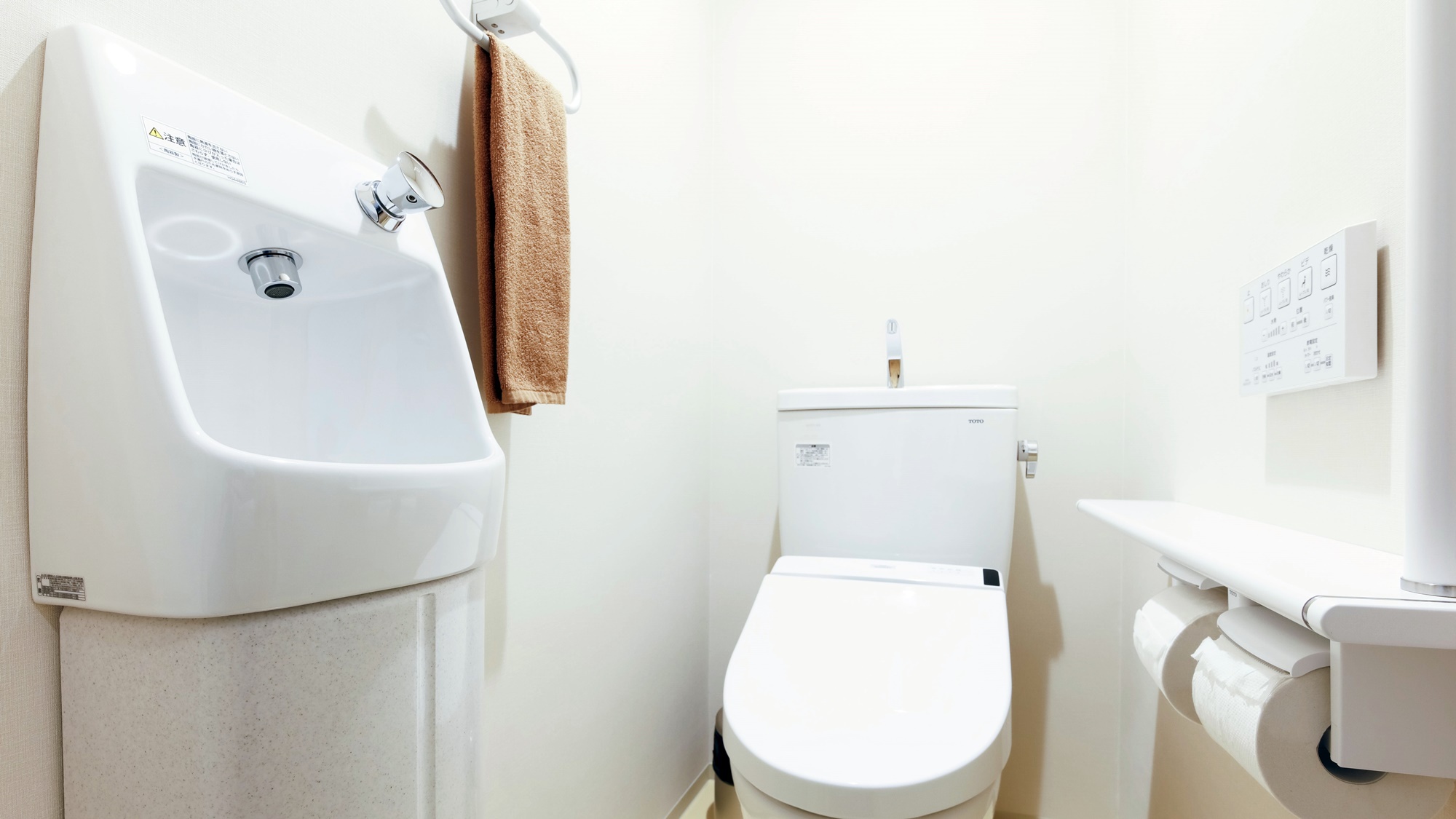*【洋室ツインルーム】丁寧な清掃を行い、清潔感溢れるトイレにしています