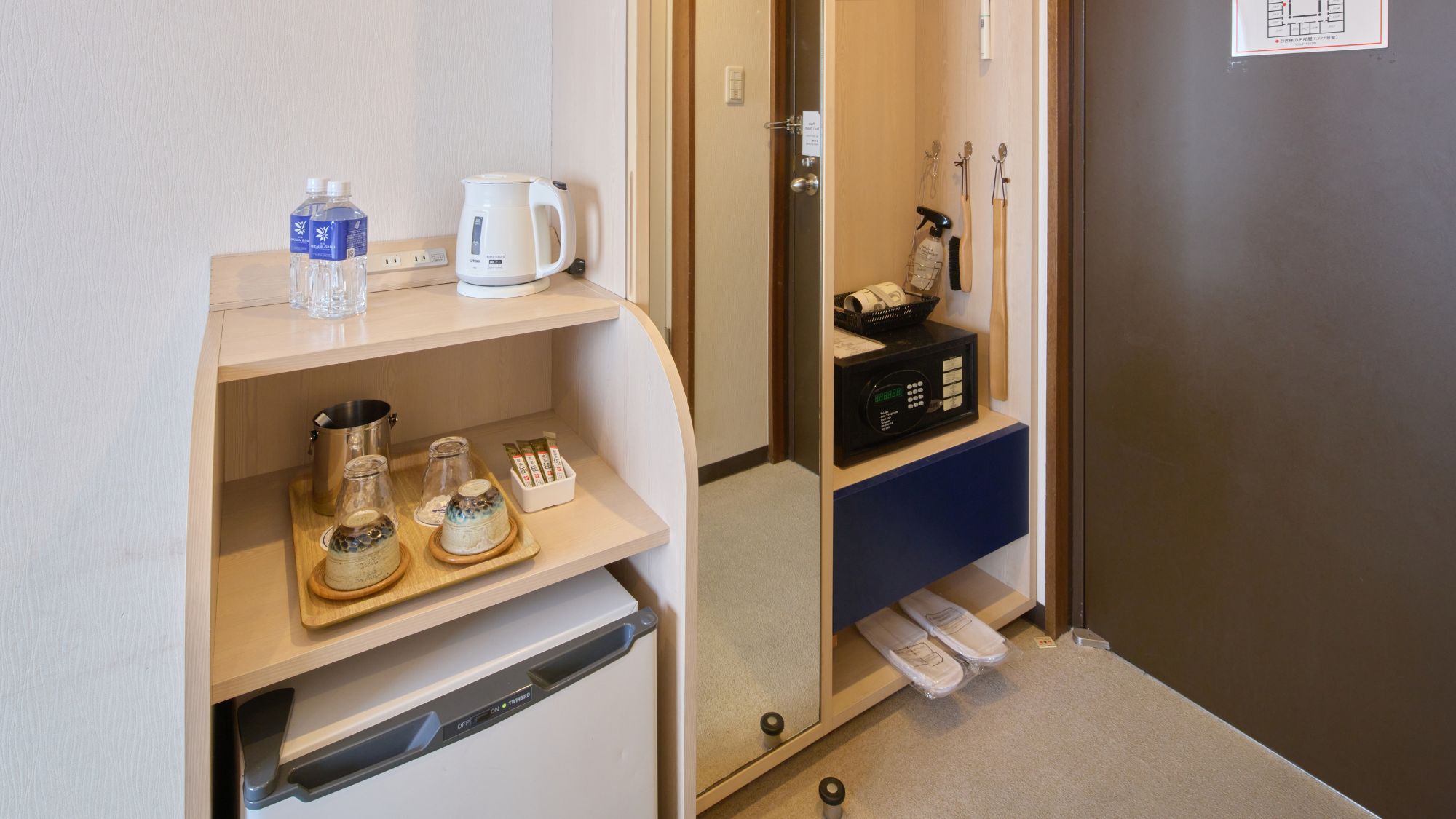 【メインタワー】コンパクトツインルーム 1〜2名様に最適。使い勝手を一番に考えたシンプル