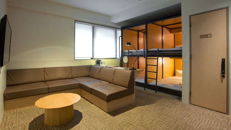 人気の4ベッド部屋広いスペースで大阪観光の拠点に♪