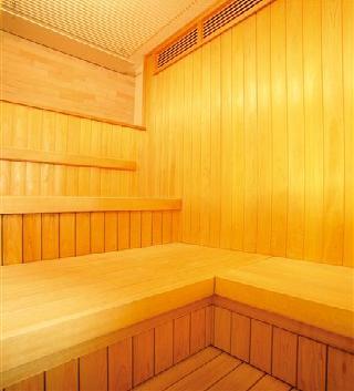 サウナ好きにはたまらない、男女別中温サウナ
