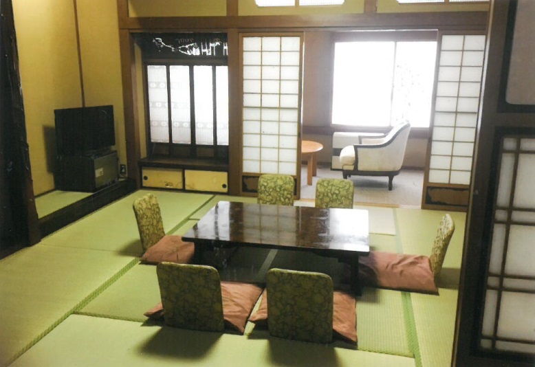 Hotel Kikuya (Yamagata) Ideally located in the Kaminoyama area, Hotel Kikuya promises a relaxing and wonderful visit. The property features a wide range of facilities to make your stay a pleasant experience. Service-minded s