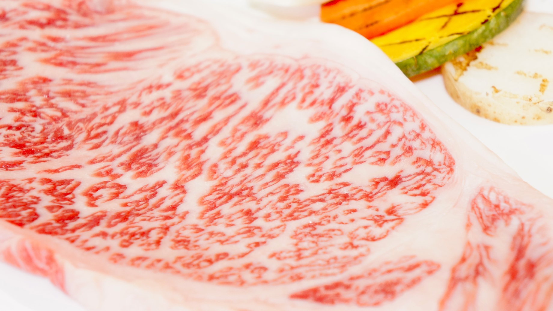 肉質の良いステーキをお好みの焼き加減でご提供