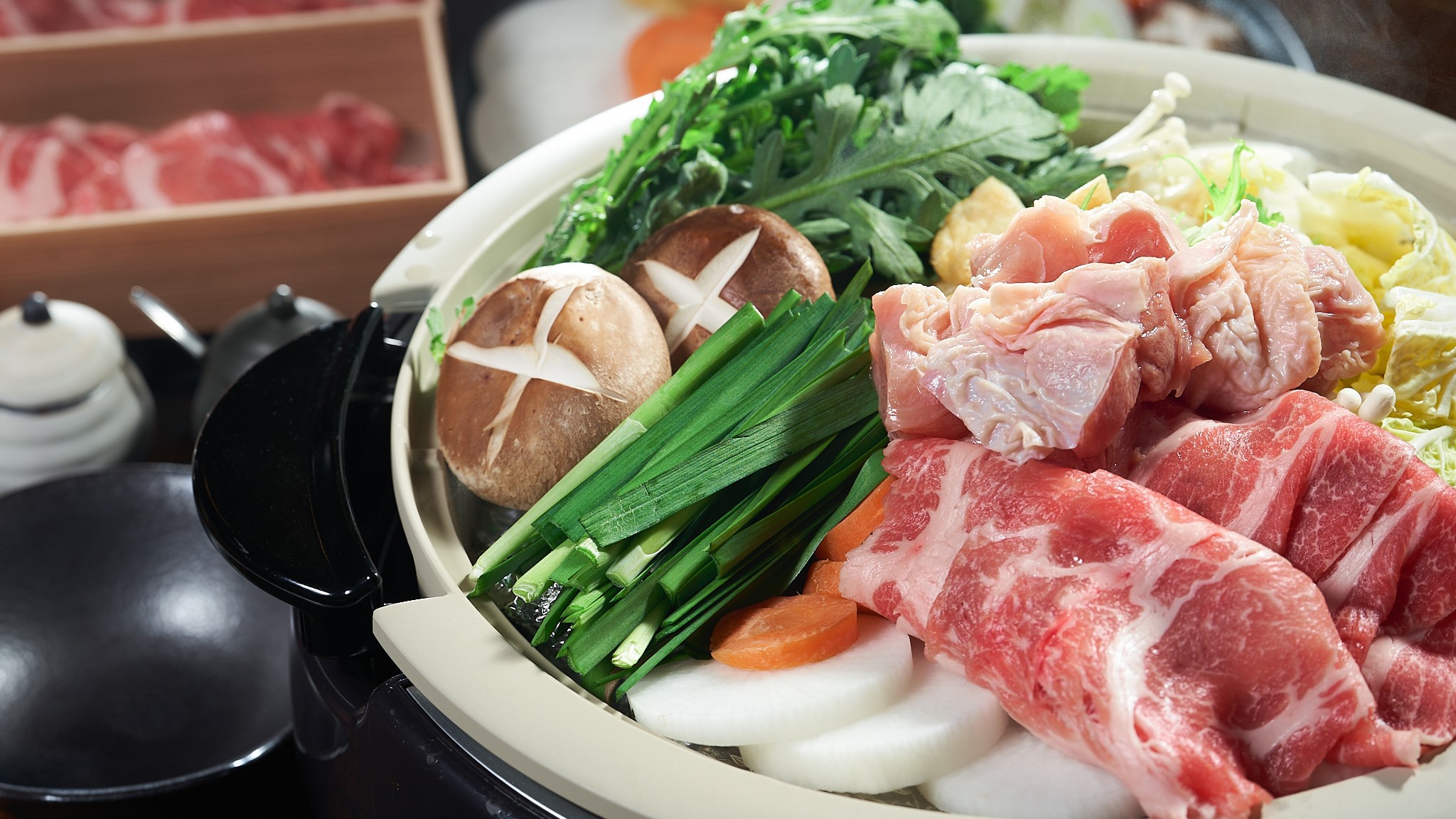 京野菜と京のもち豚&京地鶏のお鍋イメージ