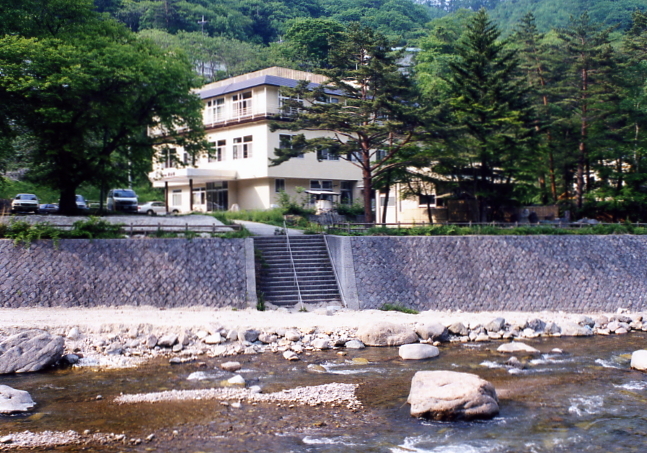 川俣温泉 国民宿舎 渓山荘の写真 フォトギャラリー His旅プロ 国内旅行ホテル最安値予約