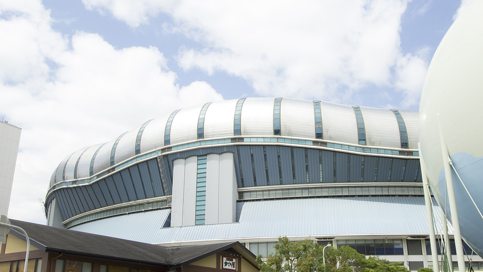 周辺施設：「京セラドーム」各種イベント・コンサート・スポーツなどを鑑賞できるマルチドーム