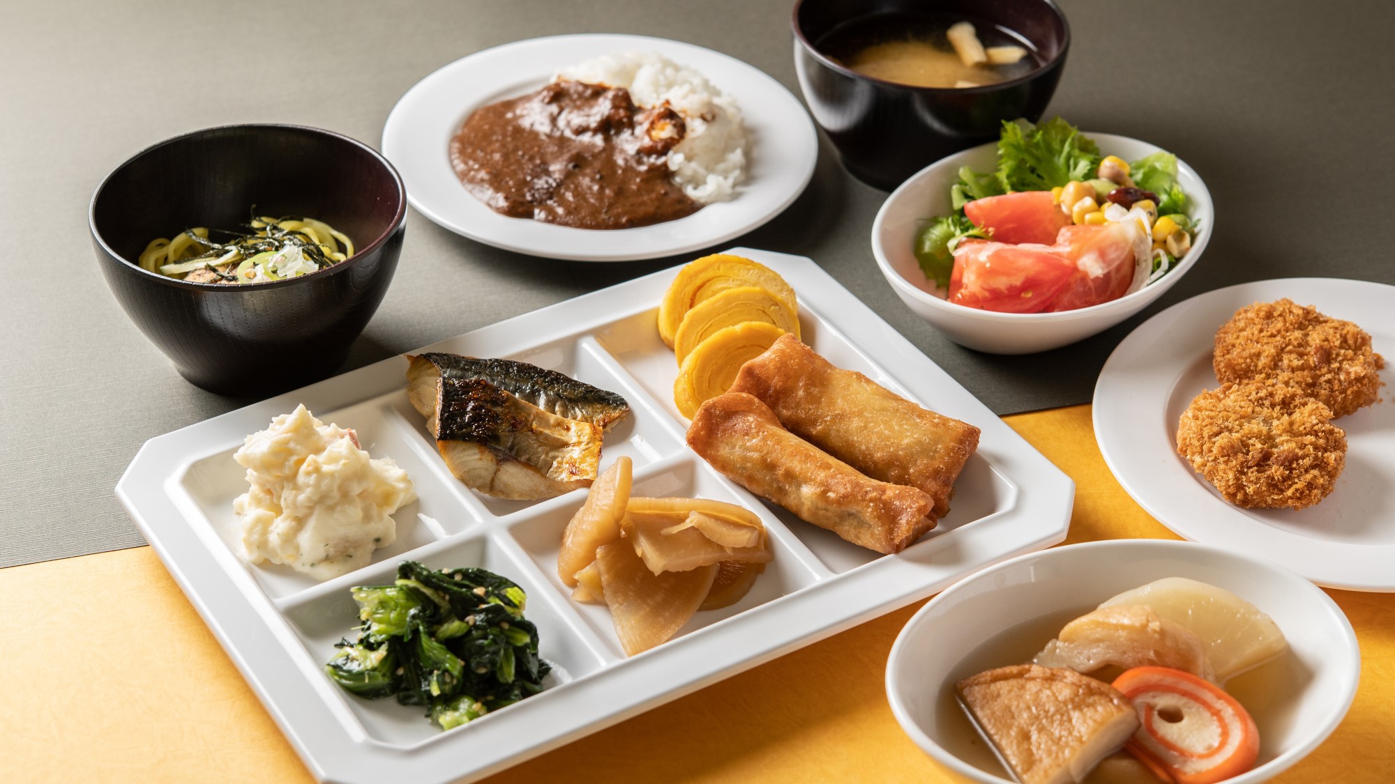 朝食ビュッフェ