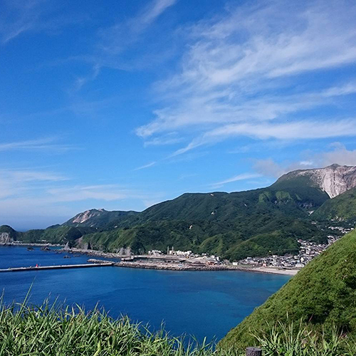 【景色】青い海！自然の宝庫「神津島」で癒しのひと時を