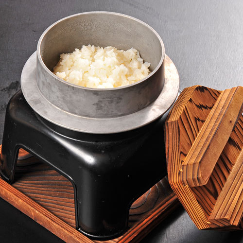 【郷土料理会席】佐賀県はお米作りもさかん。美味しいお米は釜で食べるのが一番！