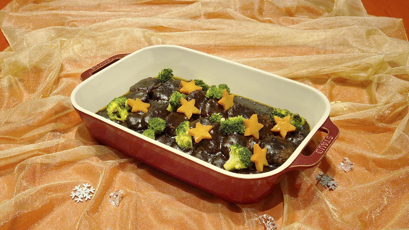 【冬限定日替わりおかず〜2/28】濃厚なデミグラスソースがたっぷりのハンバーグ