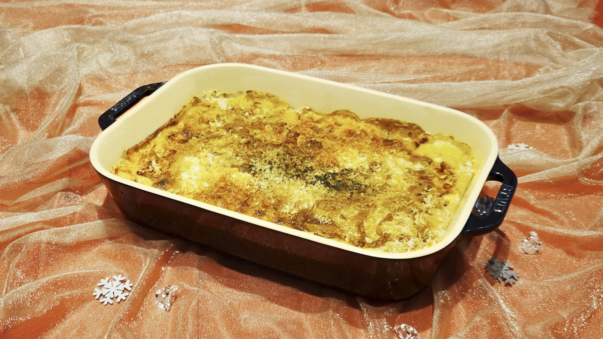 【冬限定日替わりおかず〜2/28】小エビやイカをクリーミーに仕上げた冬にぴったりのマカロニグラタン