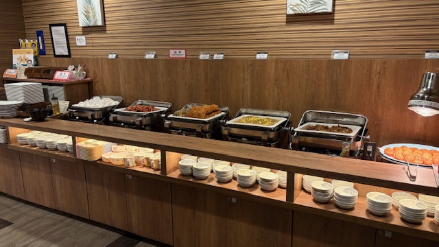 朝食バイキング