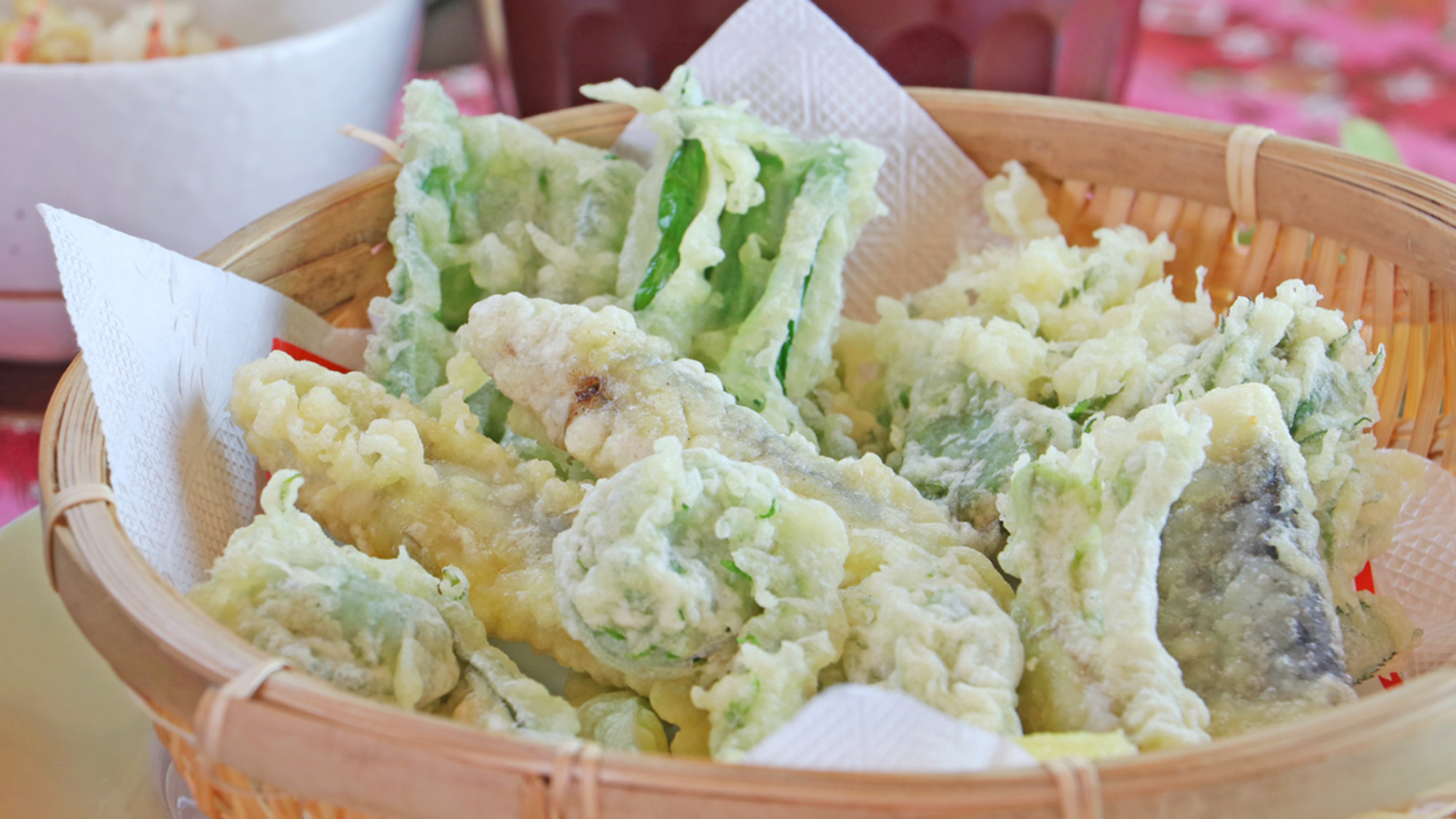 #【夕食一例・春料理＿揚物】稚鮎と山菜の天ぷら