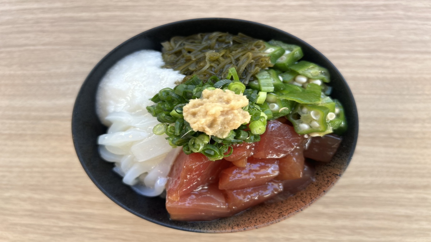 朝食：ぶっかけ丼