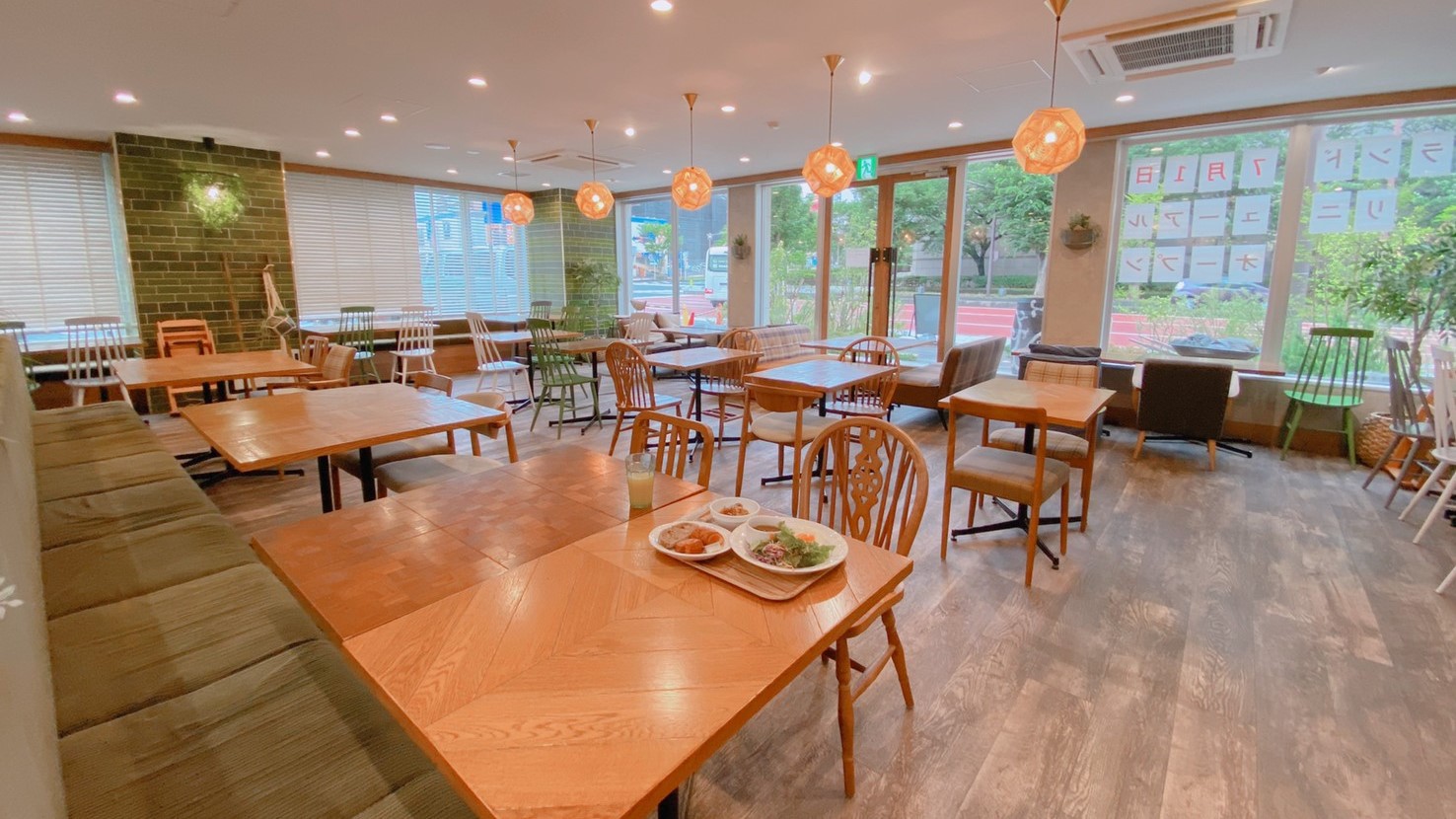 朝食会場