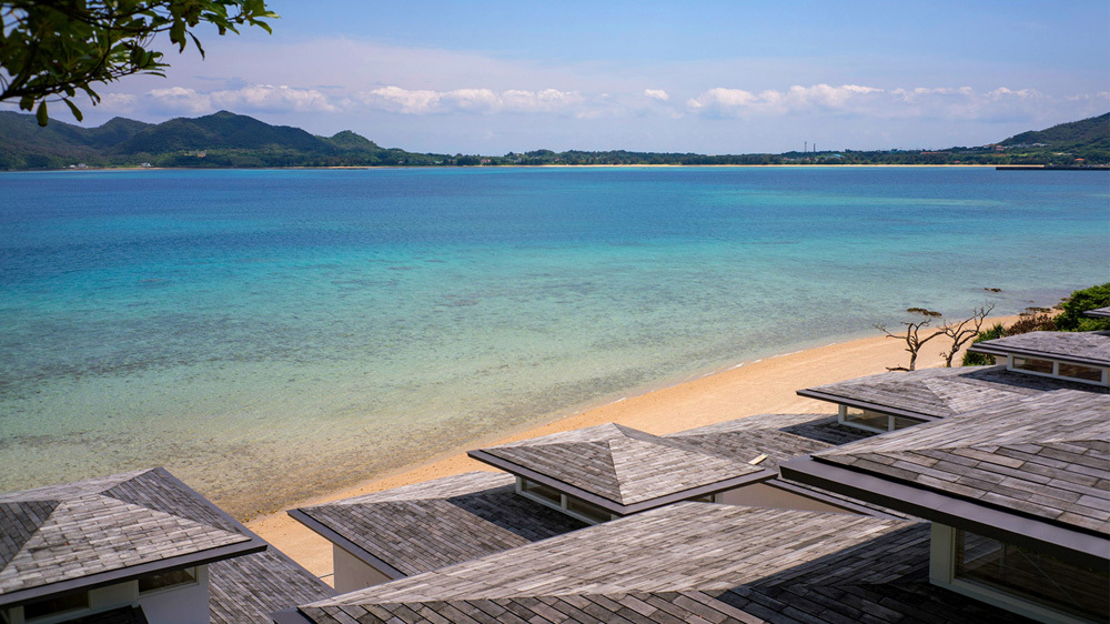 島の人々が守り、育んできた豊かな自然、文化を感じながら...