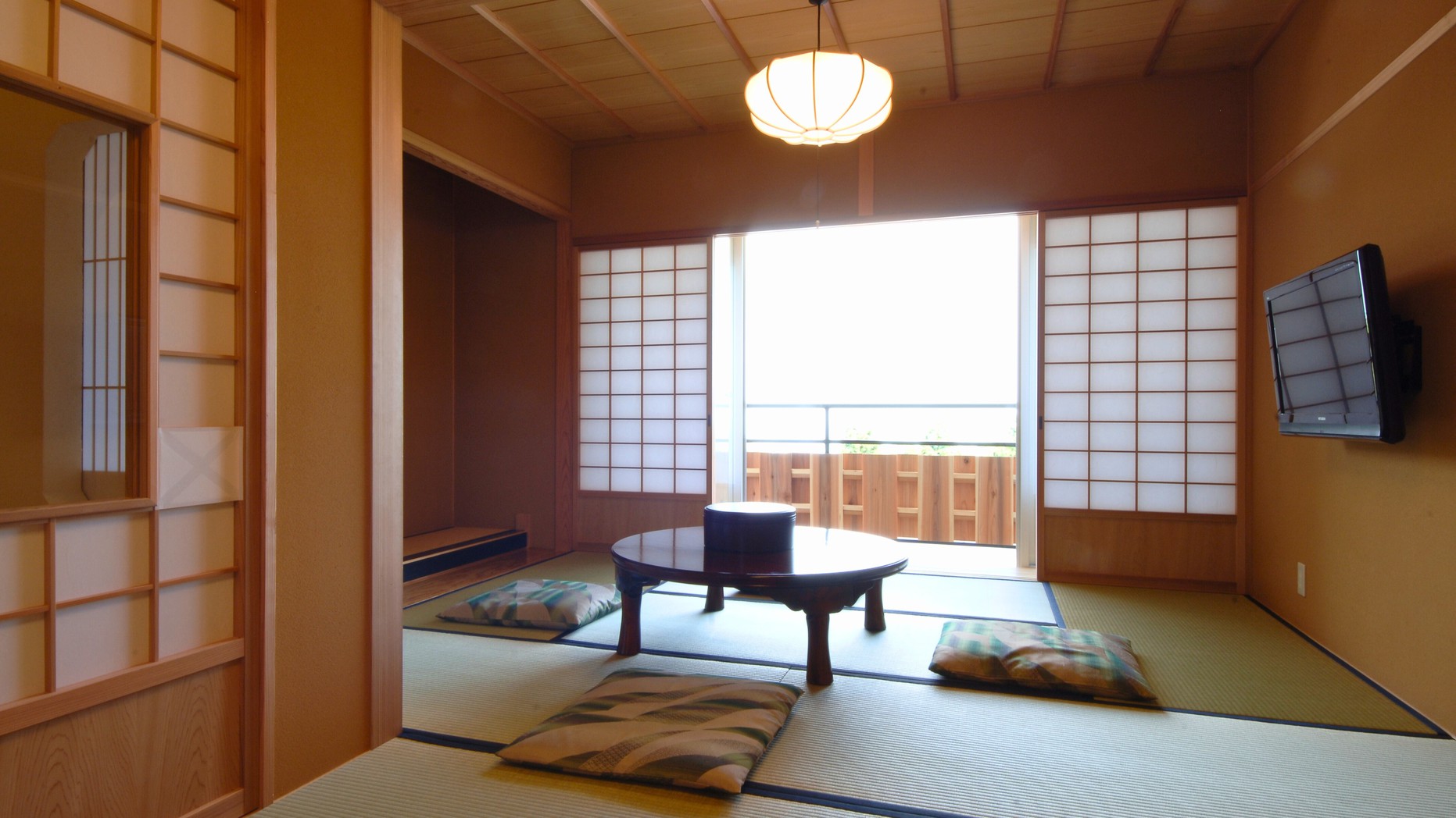 和室6〜8畳景観の良い純和風のお部屋です