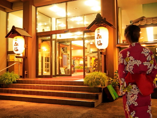 玄関アプローチ