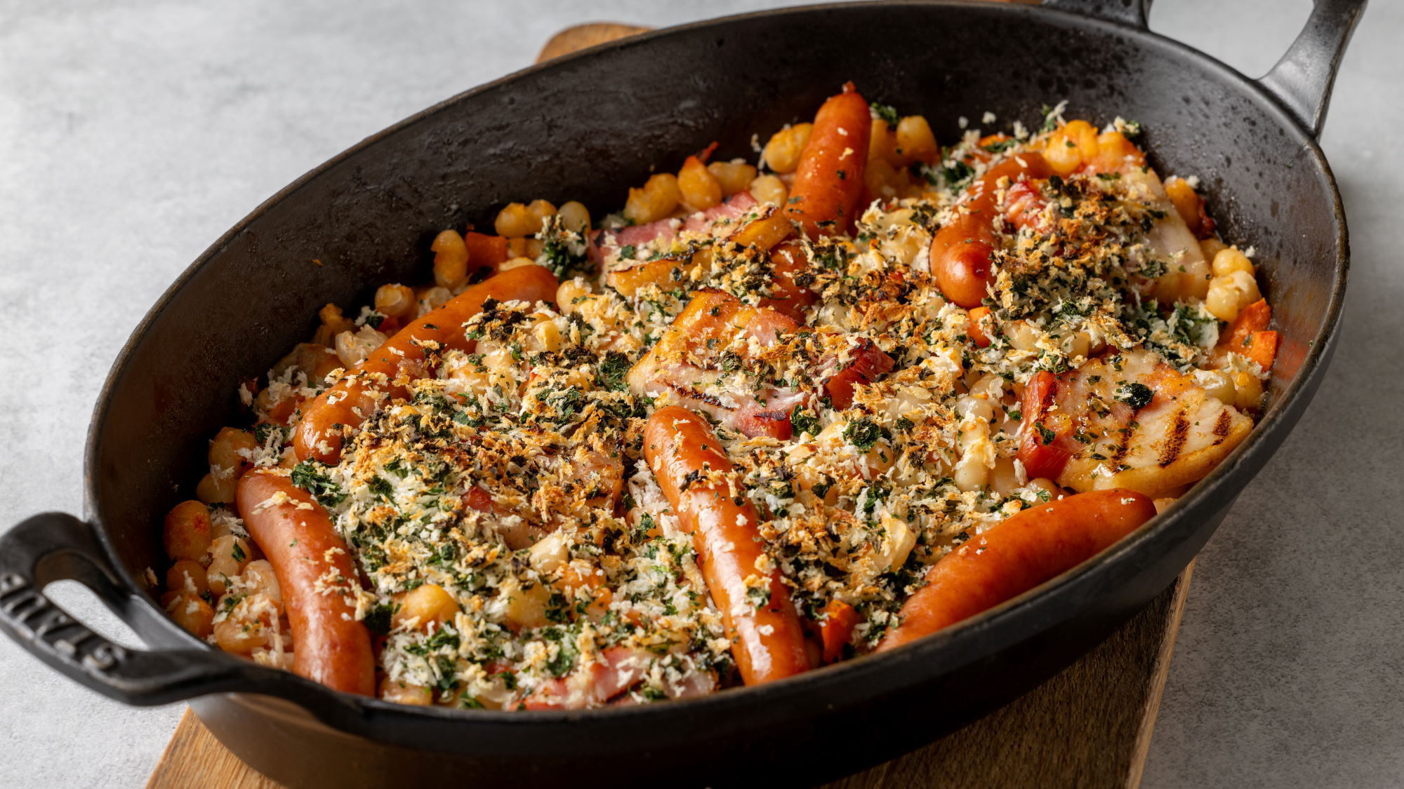 ＜Breakfast Buffet＞ソーセージキャセロール カスレ風※イメージ