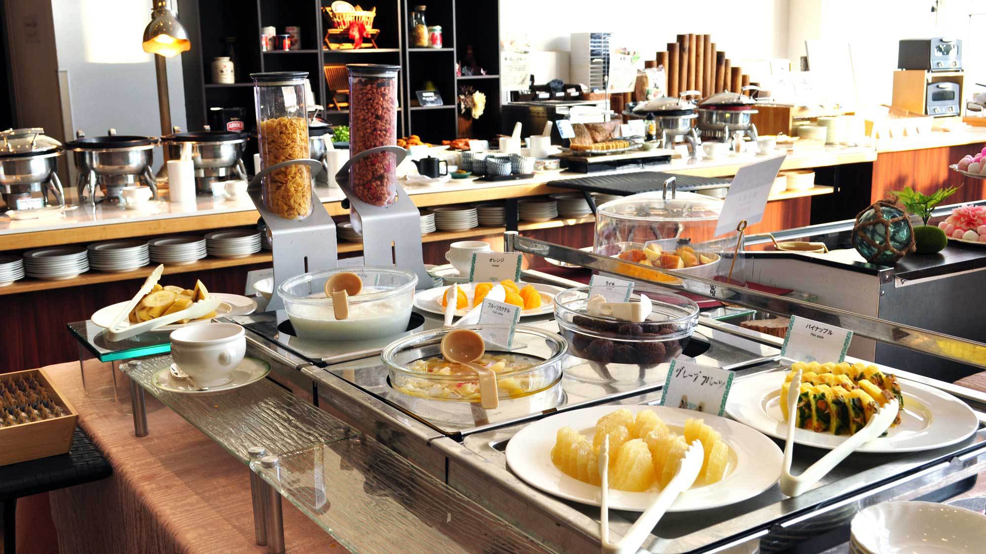 【朝食】お目覚めにぴったりな朝食フルーツ