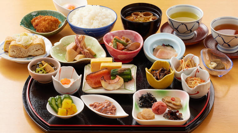 朝食ビュッフェ（和食盛り付け例）