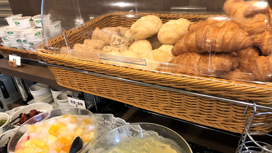 【朝食】パン※イメージ