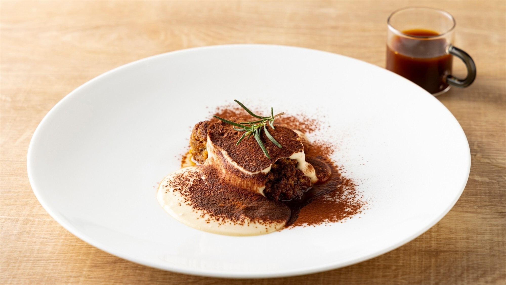 【ディナー】メニュー一例：ゲイシャリーのティラミス