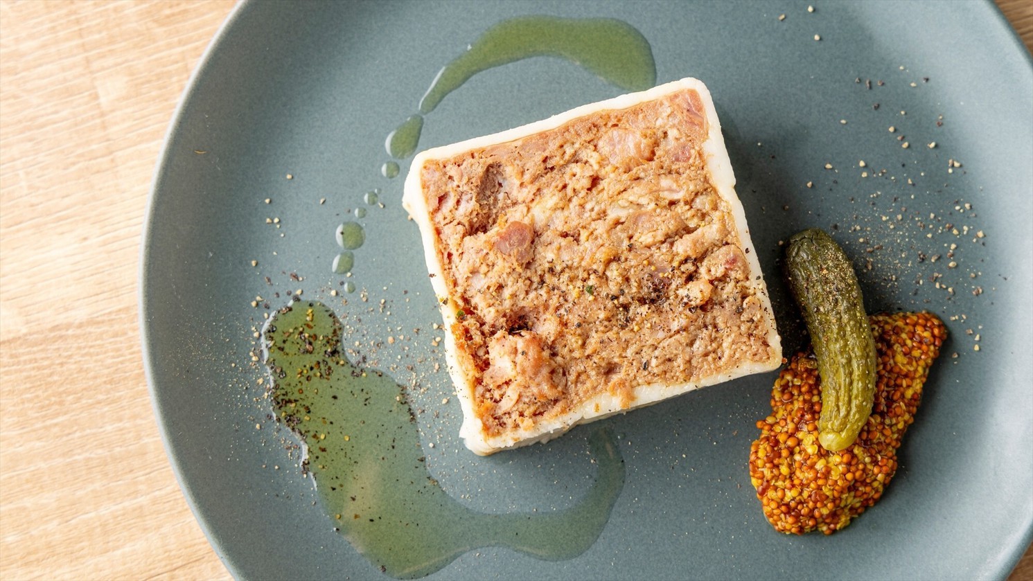 【ディナー】メニュー一例：パテ・ド・カンパーニュ