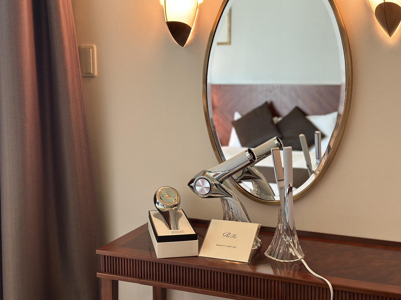 レディースルーム・スィートルームに「ReFa」を導入しました