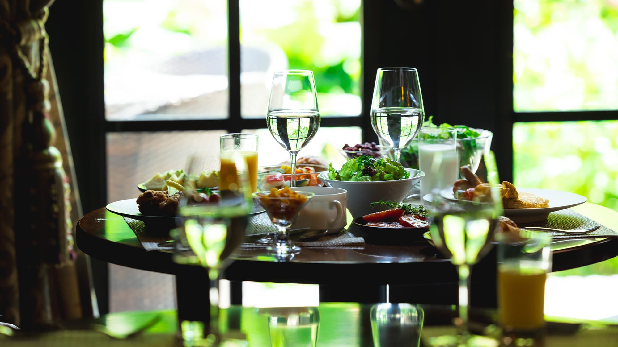 朝食／イメージ／地元信州の新鮮食材を織り交ぜた朝食で素敵な1日のスタートを