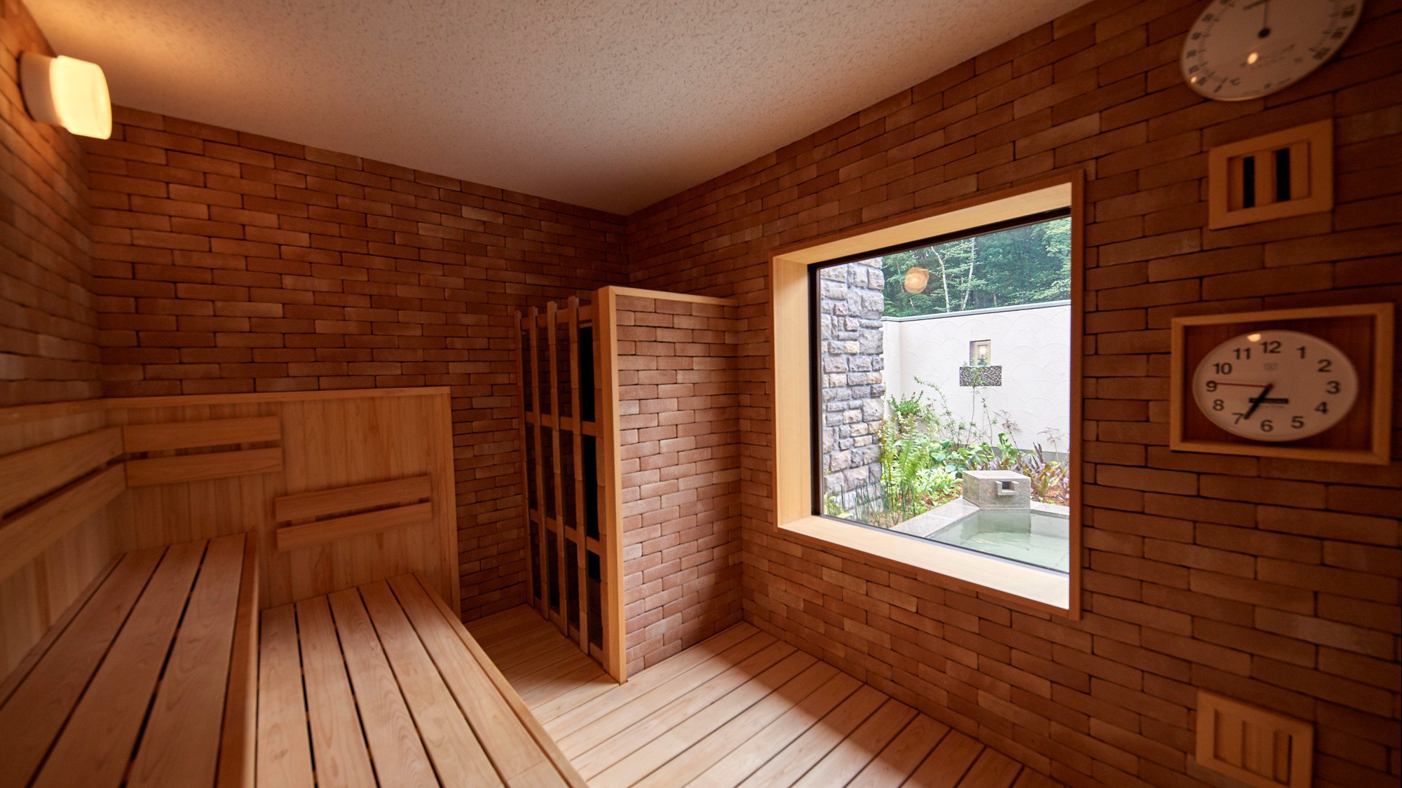 本館2F／KOMOREBIサウナ