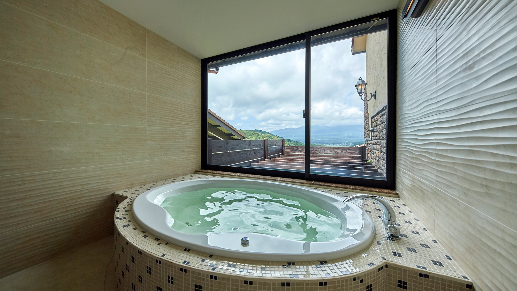 ヴィラスイート（ダブル）／バスルーム