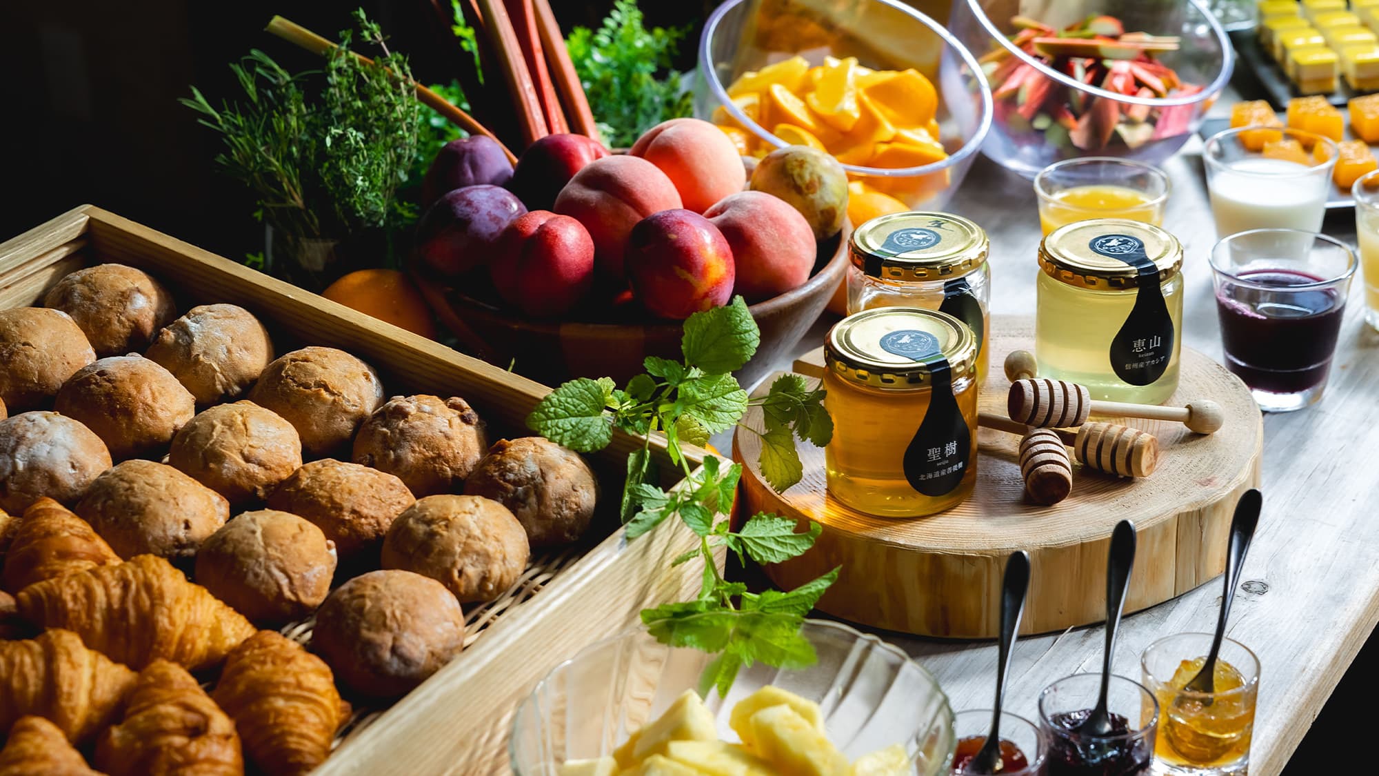 朝食／イメージ／地元信州の新鮮食材を織り交ぜた朝食で素敵な1日のスタートを
