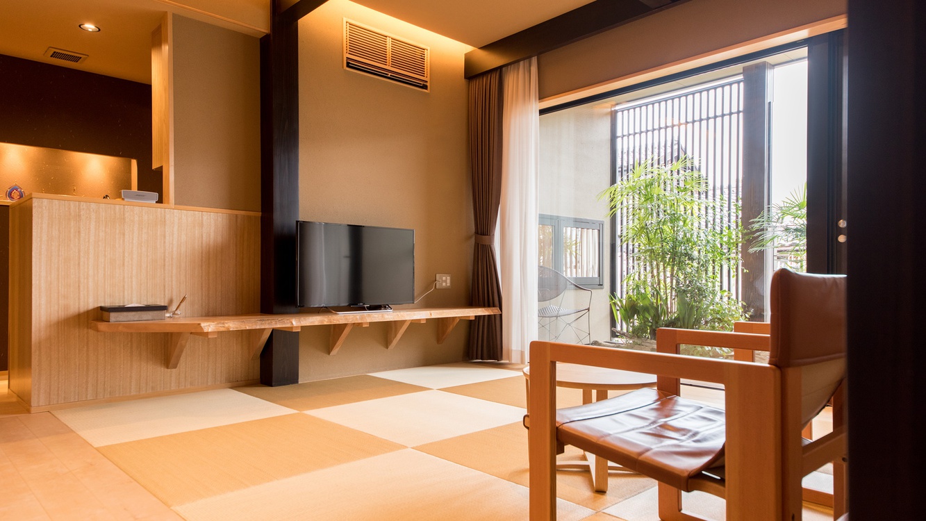 *【NISHI】畳の間が心地良い、50平米の広い和洋室。