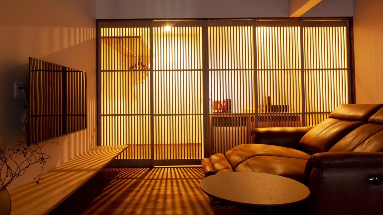 *【KAGAYAKI】格子戸や障子、梁などをデザインしたナチュラルモダンなお部屋です。