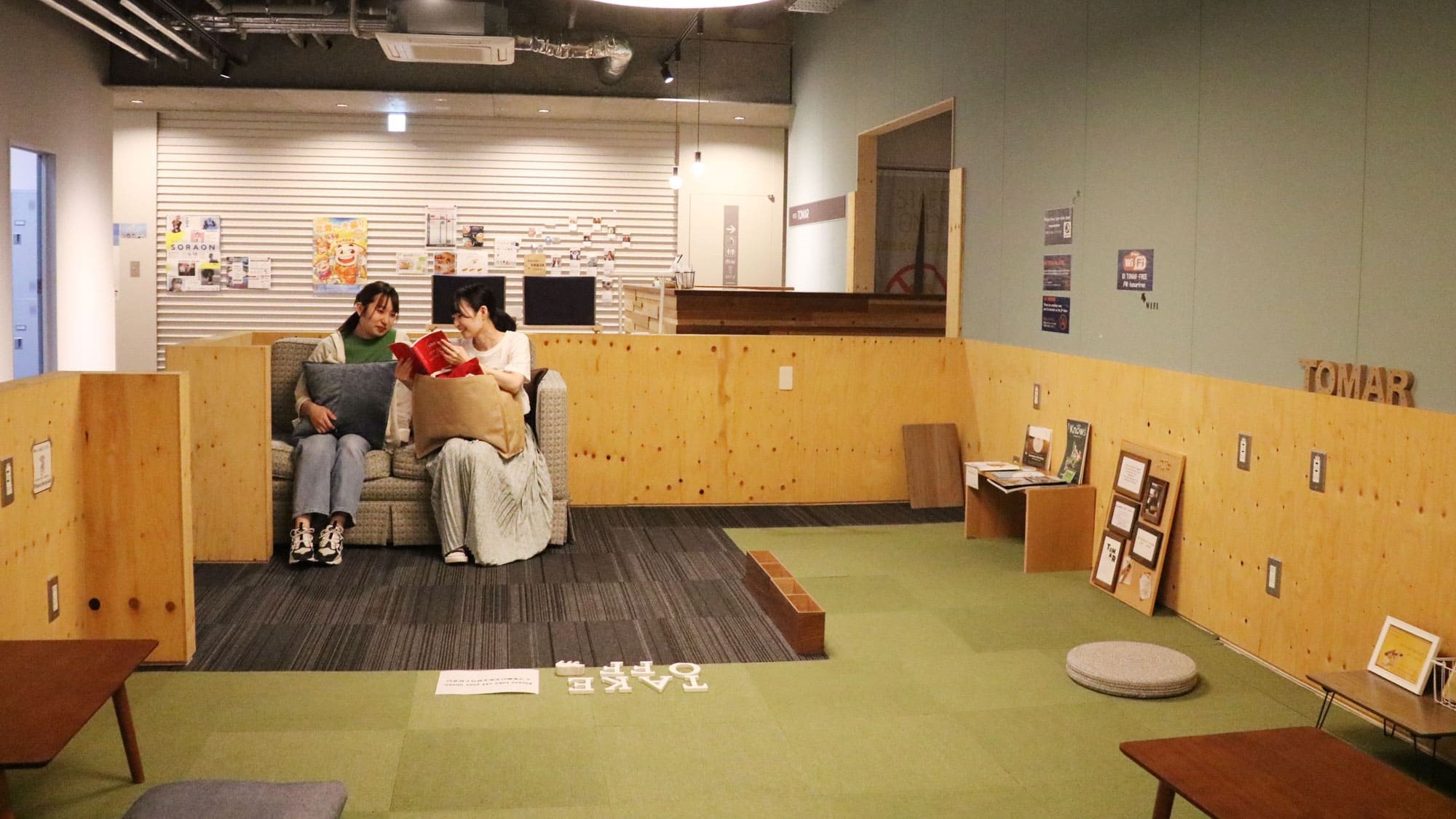 ラウンジスペース