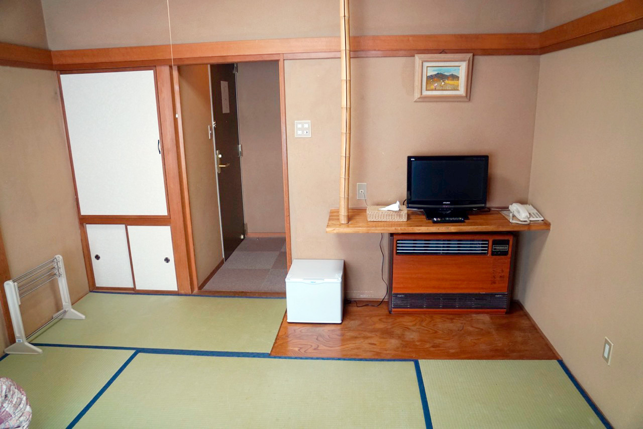 客室例