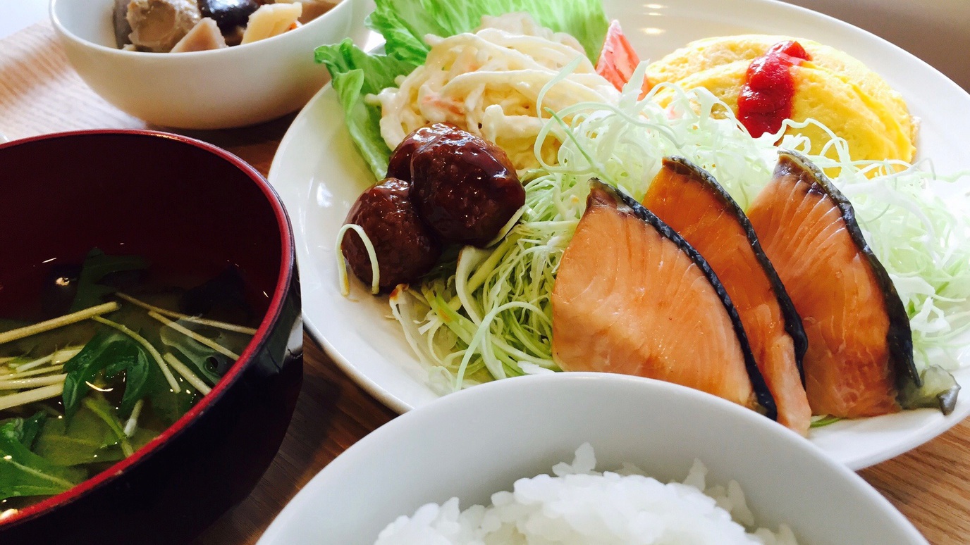 和食盛り付け例