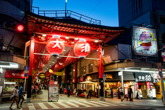 お店の多くは、10時〜19時頃まで、ホテルにチェックインしてから、ゆっくりとお楽しみ頂けます。