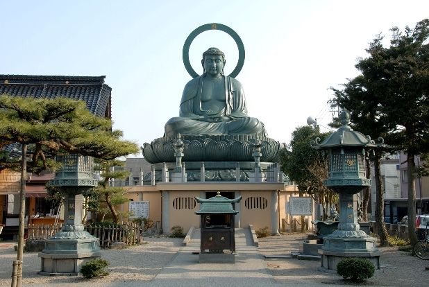 高岡大仏高岡の代名詞といえば高岡大仏