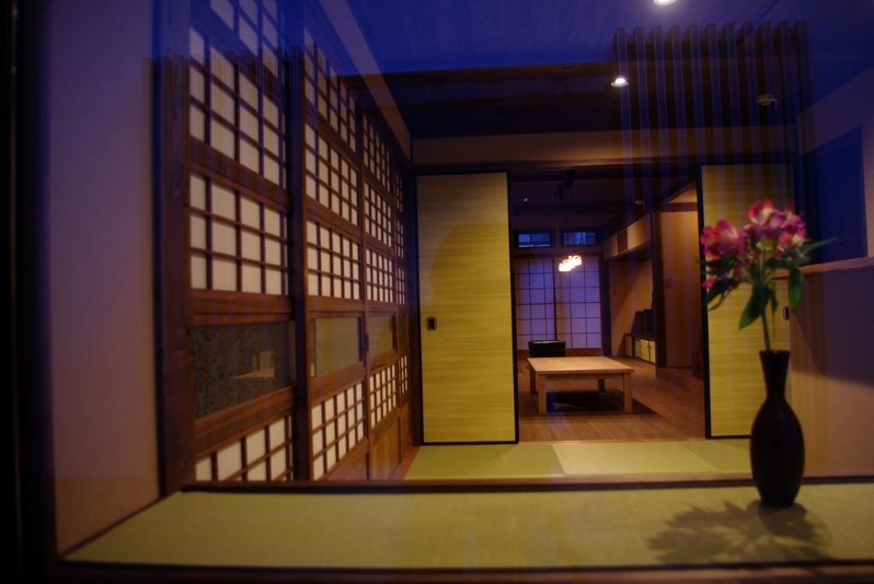 Izayoi Kyoto Machiya Guesthouse Interior 2