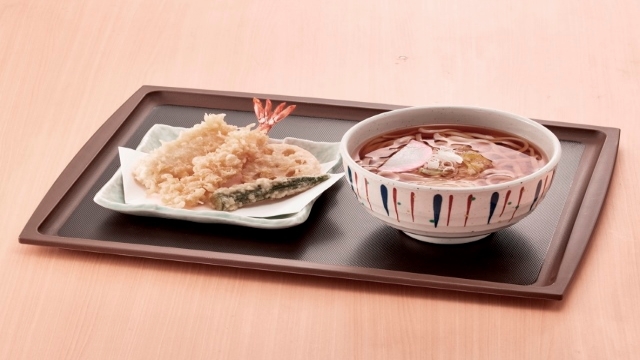 １階「天丼てんや」朝食天ぷらうどん（温）